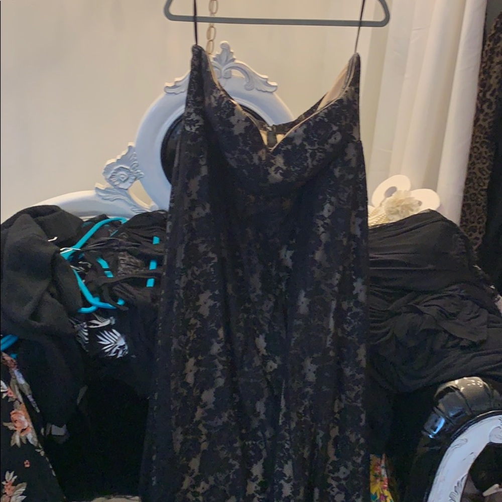 Strapless dress